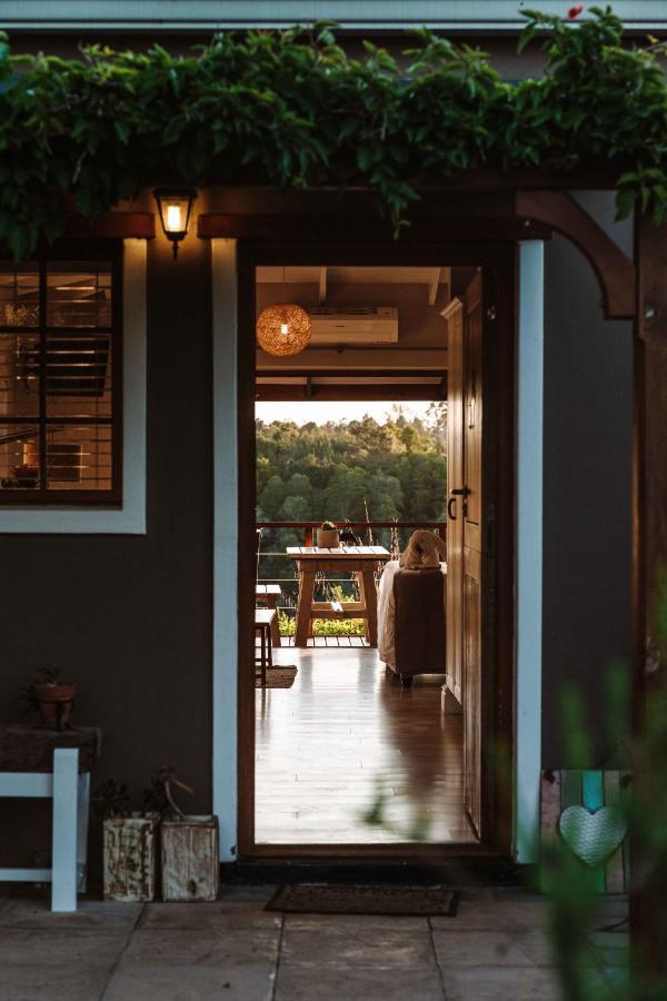 Отель Woodlands Self Catering Найсне Экстерьер фото